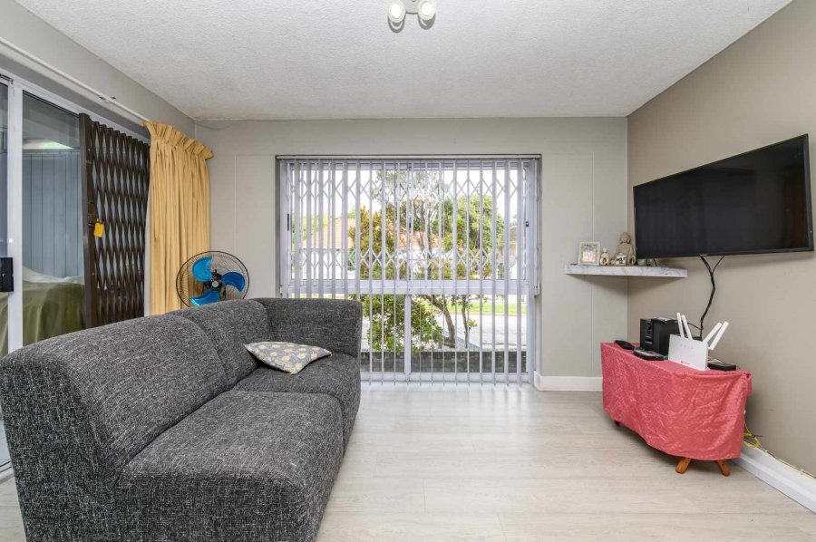 2 Bedroom Property for Sale in Humewood Eastern Cape